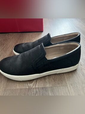 Naturalizer Marianne slip on shoes